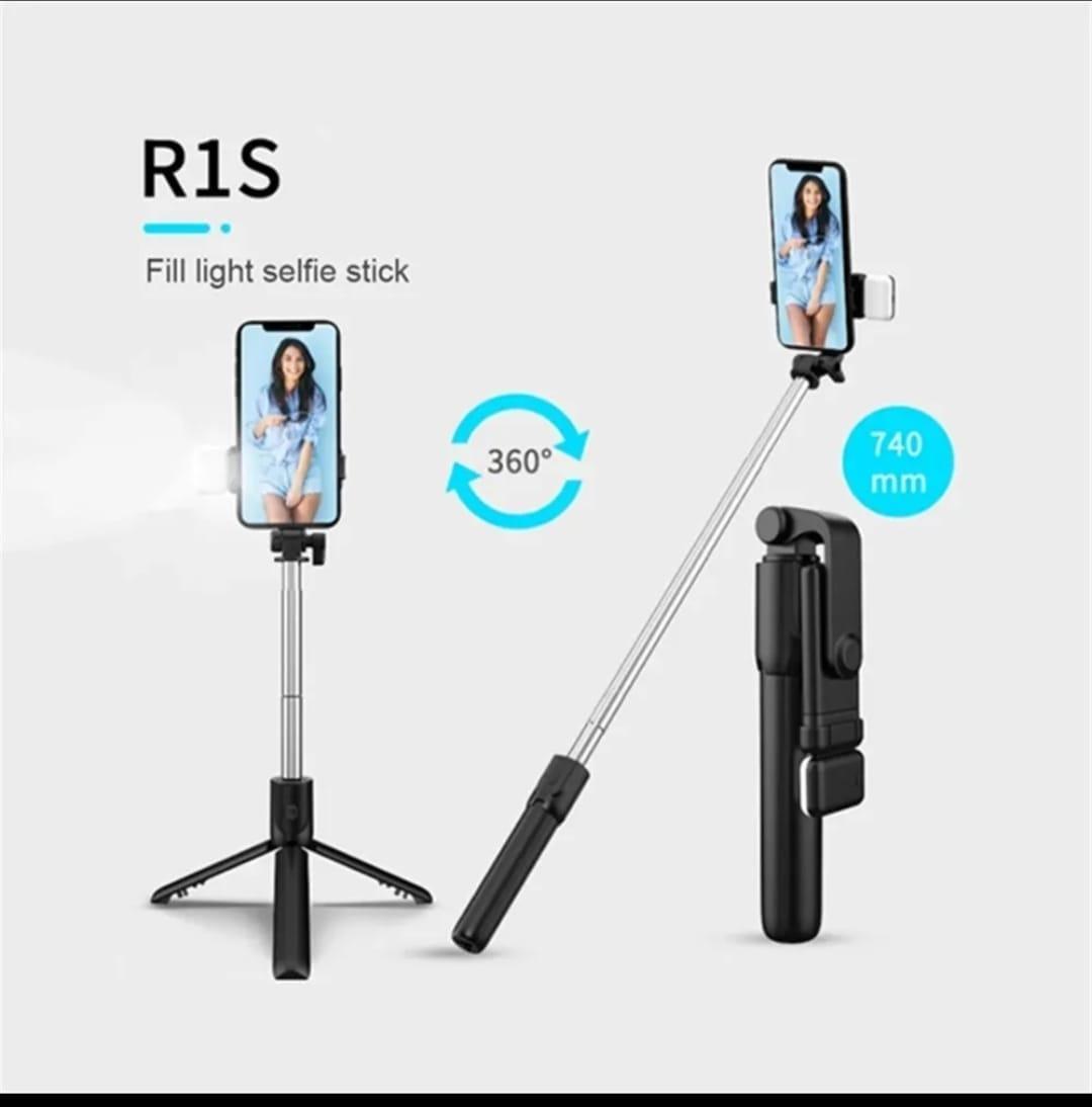 selfie stick with 360 rotation